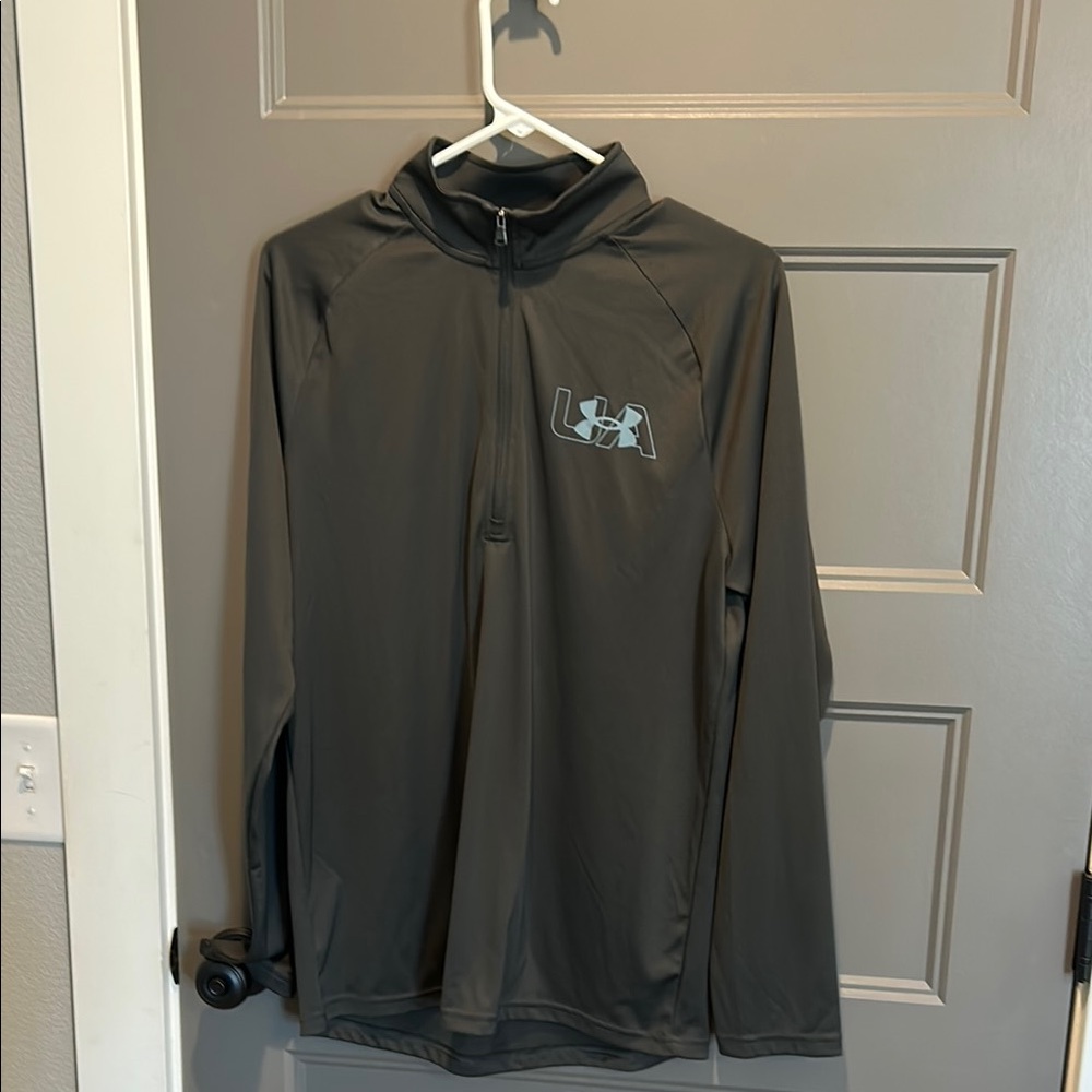 UA Green-Dk Gray Long Sleeve Pullover